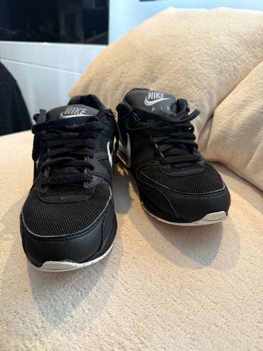 NIKE AIR MAX COMMAND ( маратонки Найк) - намалена цена