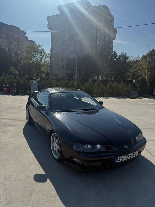 Honda Prelude Vând Honda Prelude, generația a 4-a, o mașină cu un design atemporal ș
