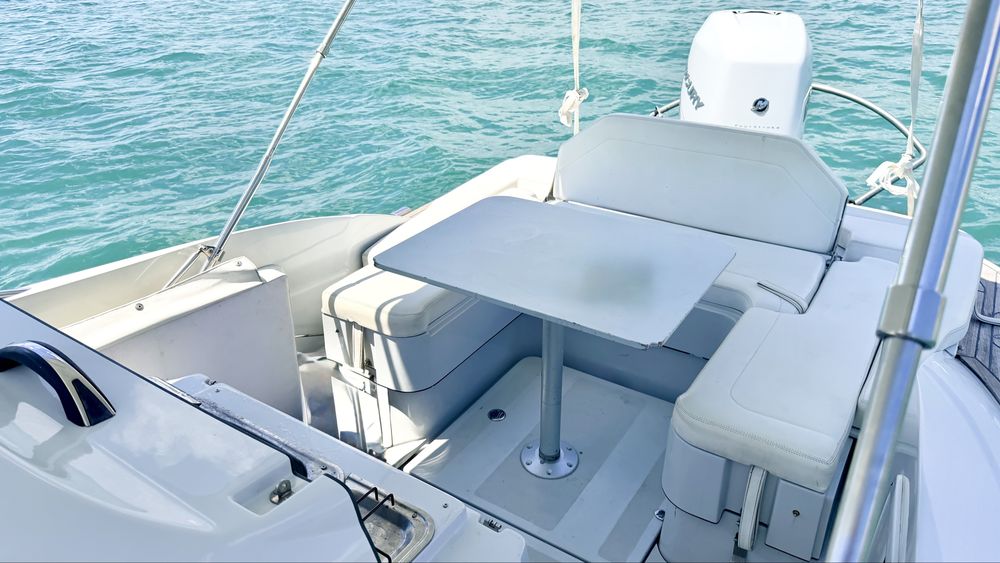 ЛОДКА Clear Libra Open 750