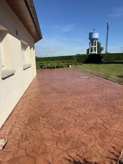 Beton Amprentat Rezistent și Modern