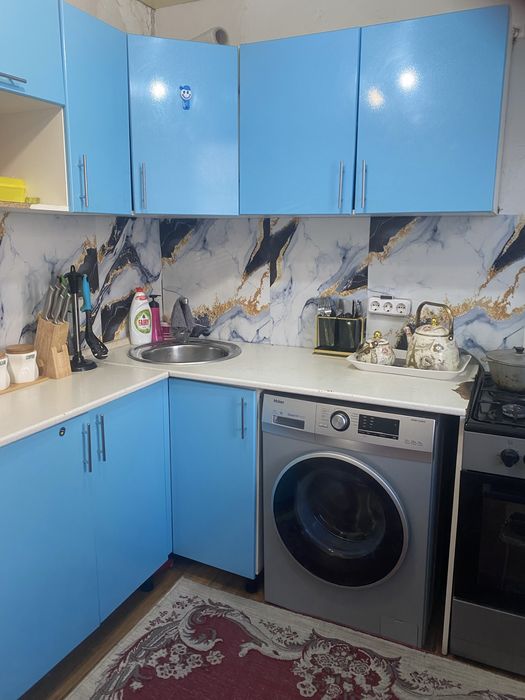 Кухонный гарнитур  угловая