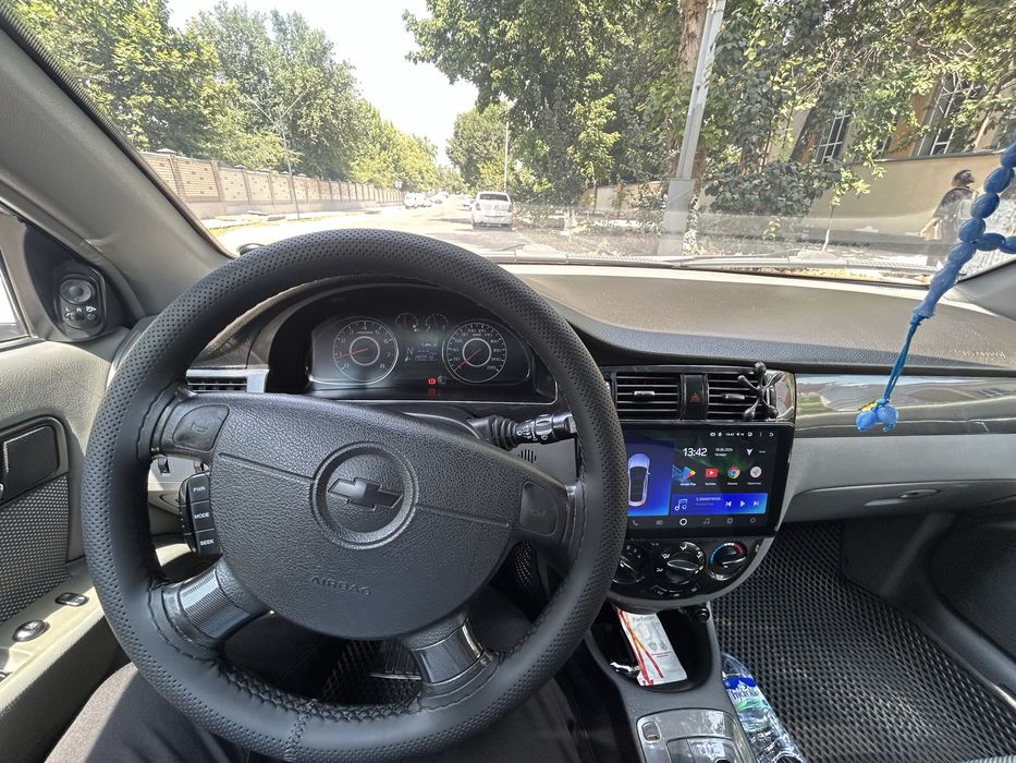 Продаётся Lacetti Gentra