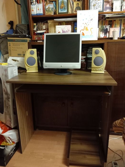 Продавам монитор Benq