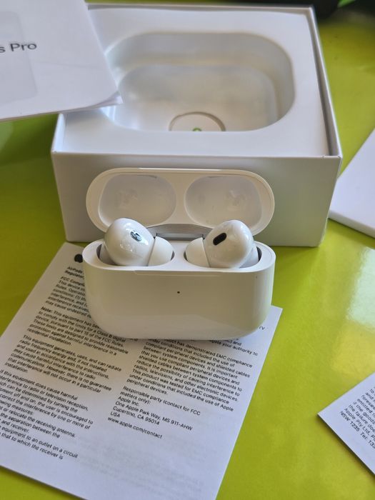 AirPods 2 Pro originale in stare perfecta