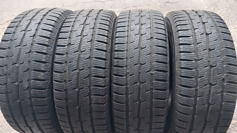 Гуми и джанти за Фолксваген Транспортер 17 цола 5х120 215/60/17 C