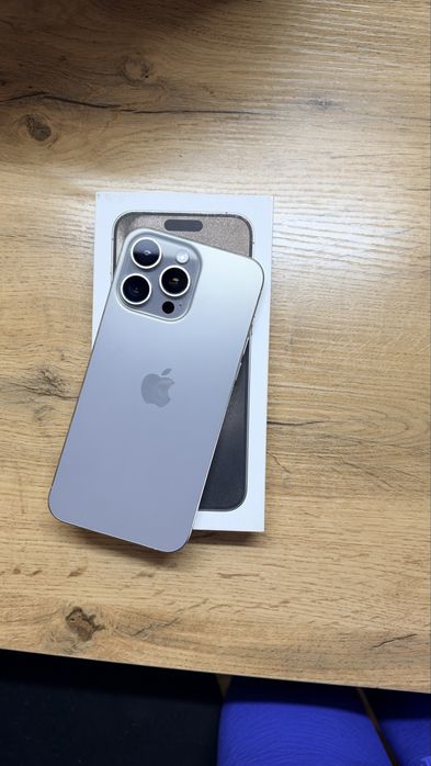 15 Pro Max 256 GB