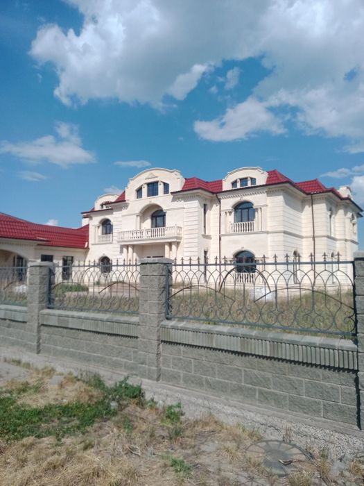 Уй куриб берамиз нолдан