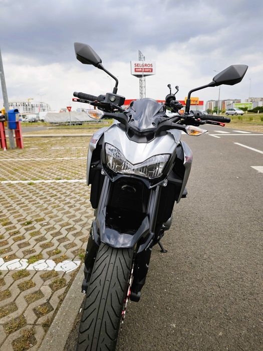 Motocicleta Kawasaki Z900 2019 ABS