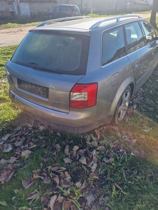 Ауди а4 б6  2.5 180 кс 4х4