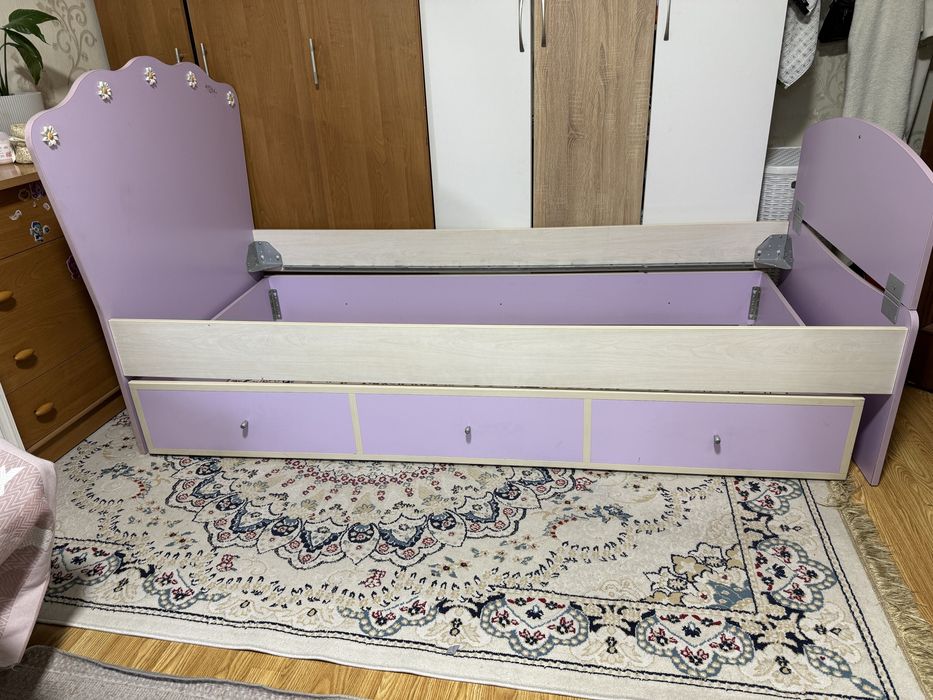 Продам детскую кровать