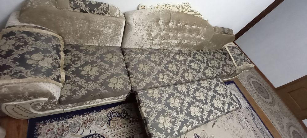 Диван ханский,раскладной!