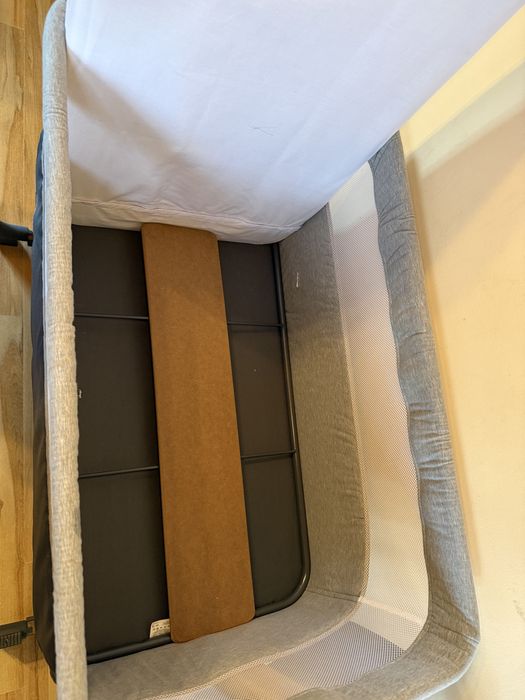 pătuț cosleeper Lionelo Leonie cu saltea extra din cocos
