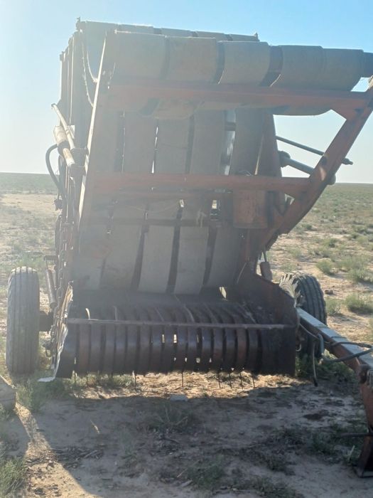 Пресс подборщик