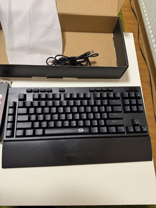 Tastatura Redragon Vishnu