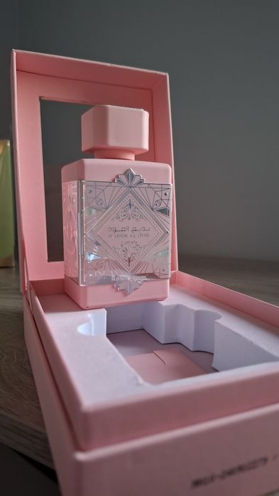 Lattafa, Paris Corner:  Noble blush, Voux Elegante
