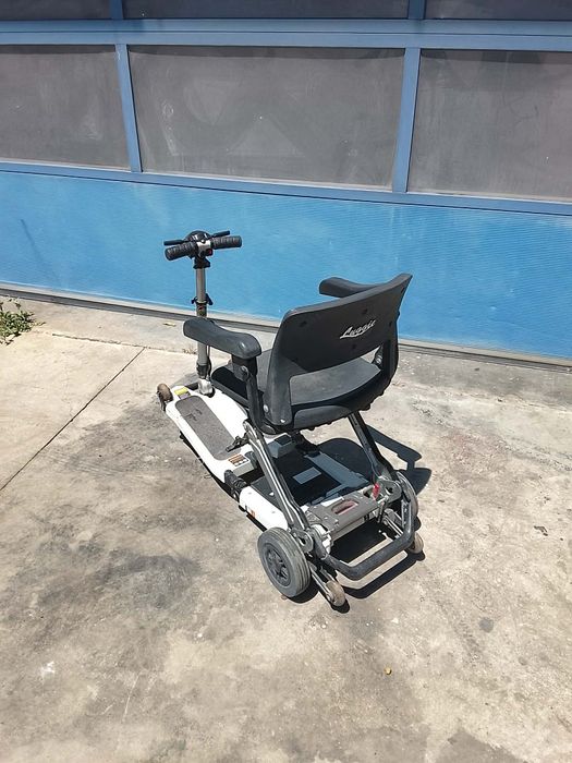 Carucior scuter electric