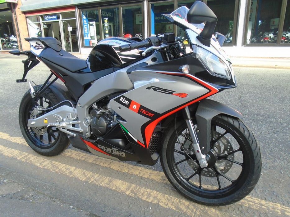 Dezmembrez aprilia rs4 125 2012-2019