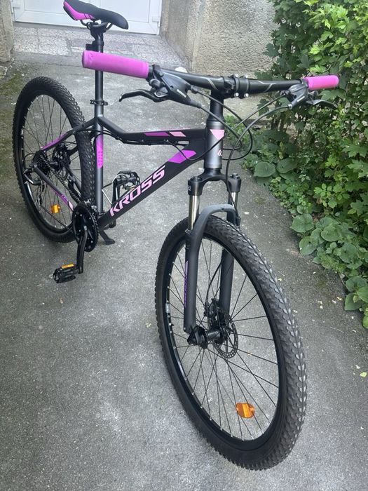 Bicicletā aproape nou