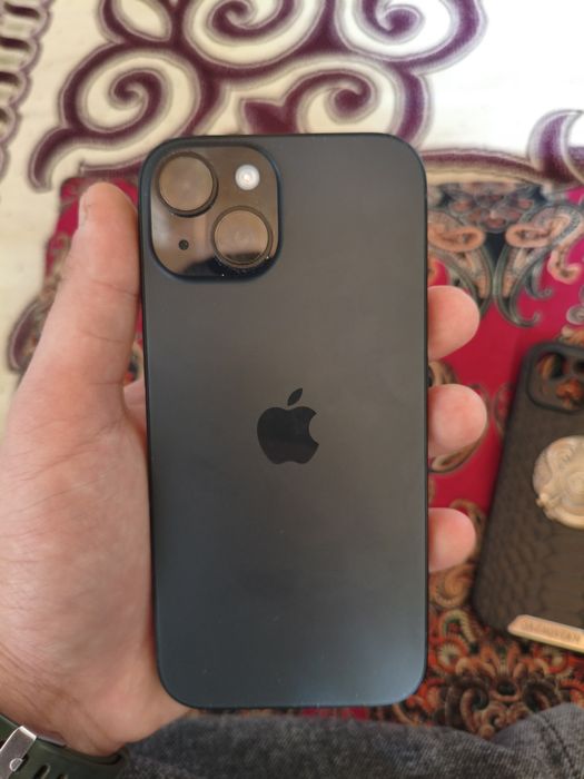 iPhone 15 с гарантией