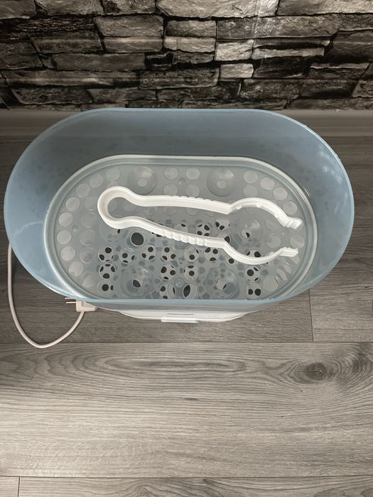 Стерилизатор за шишета