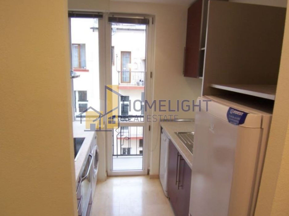 Дава се под наем Двустаен апартамент в София, Център - 50 кв.м за 480 € - Снимка #3