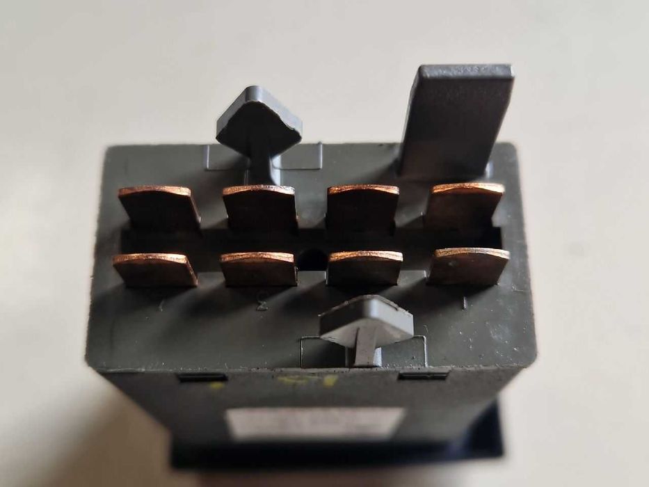 Buton avarii Skoda Superb cod 3U0 953 235 H