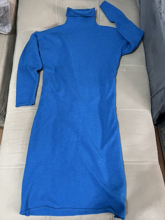 Платье шерстяное