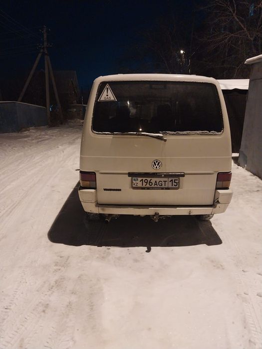 Продам Volkswagen Caravelle 1992
