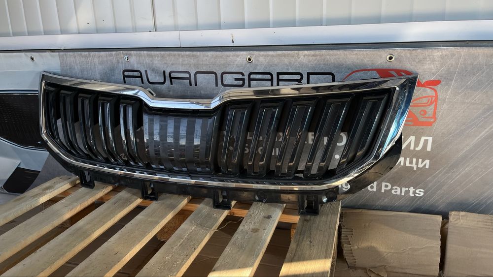 2 броя предна решетка Skoda Karoq 2017-