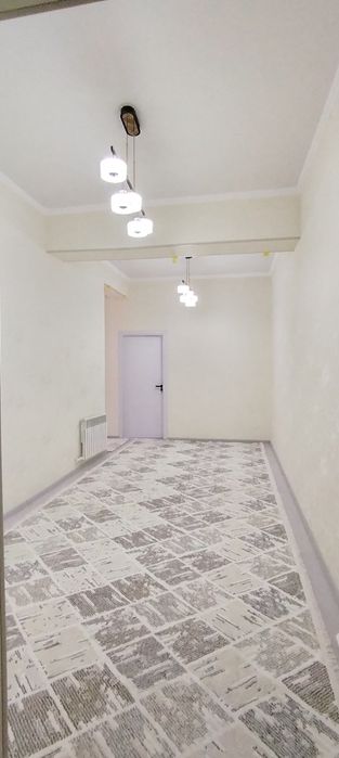 2 xona uy 1-maktab Navoiy shahar