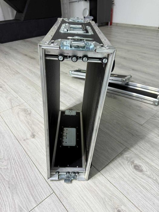 Vand Rack cutie puteri 2U