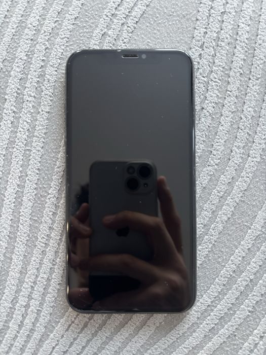 Продам iphone X в хорошем состояний