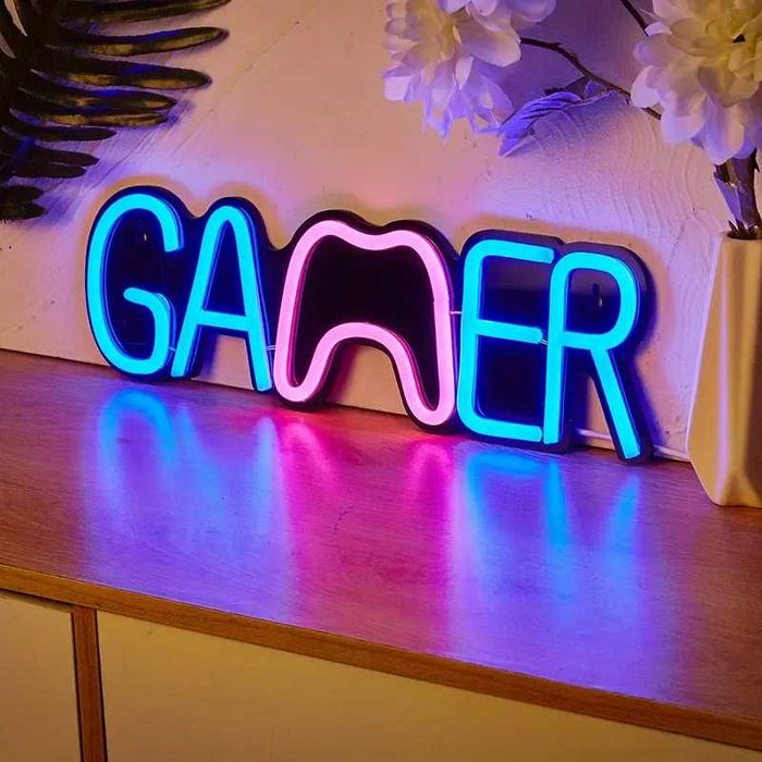 Semn led lumina reglabila Gamer