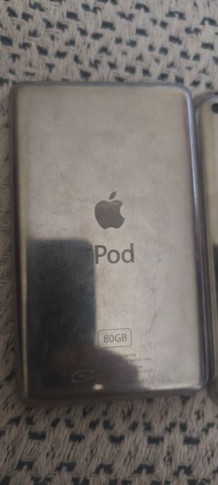 ipod classic 80gb ipod touch 8gb