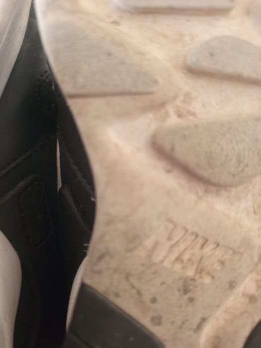 Маратонки nike унисекс