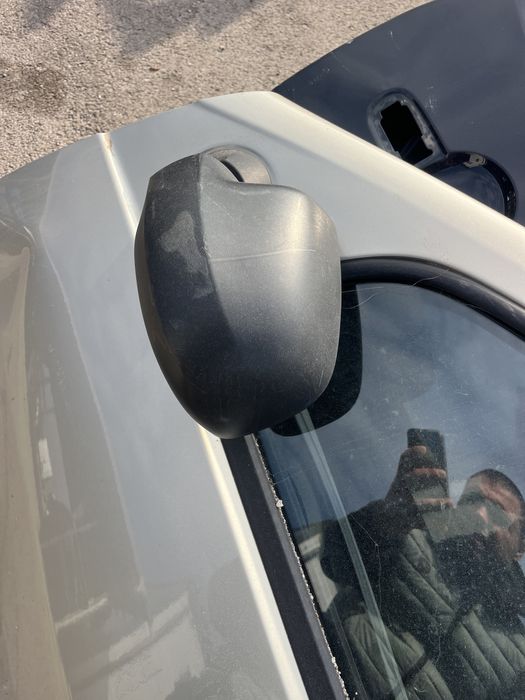 Врата,огледало Dacia Duster 2012г
