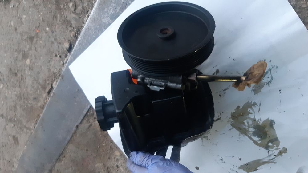 W203 W209 M271 хидравлична помпа Ц класа C180 kompressor