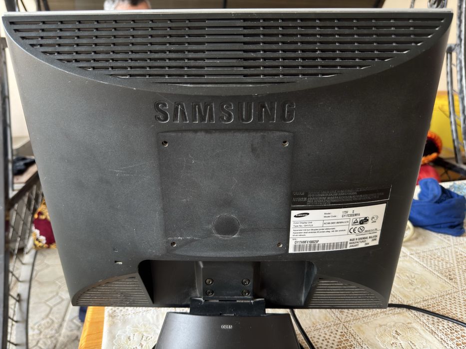 Monitor srochni sotiladi