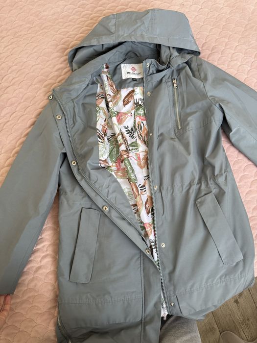 продам куртку плащ