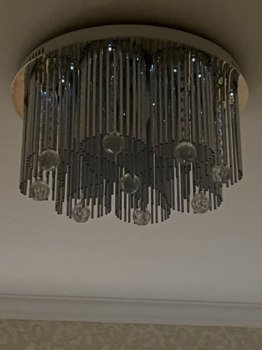 Люстра, потолочная