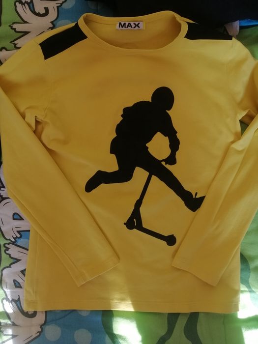 Нови блузки за момче 134-140