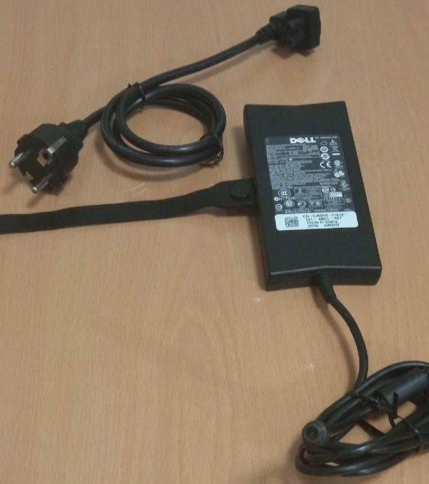 Vand Alimentator Laptop Dell 19,5V 4,62Amperi 90W, cu mufa de 7,4mm