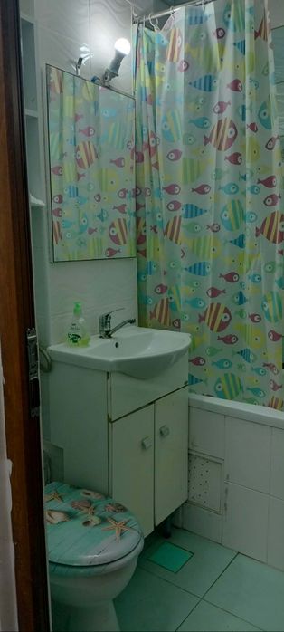 Vând apartament 4 camere
