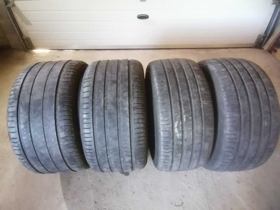 Гуми Michelin 2×275/40/R20 и 2×315/35/R20