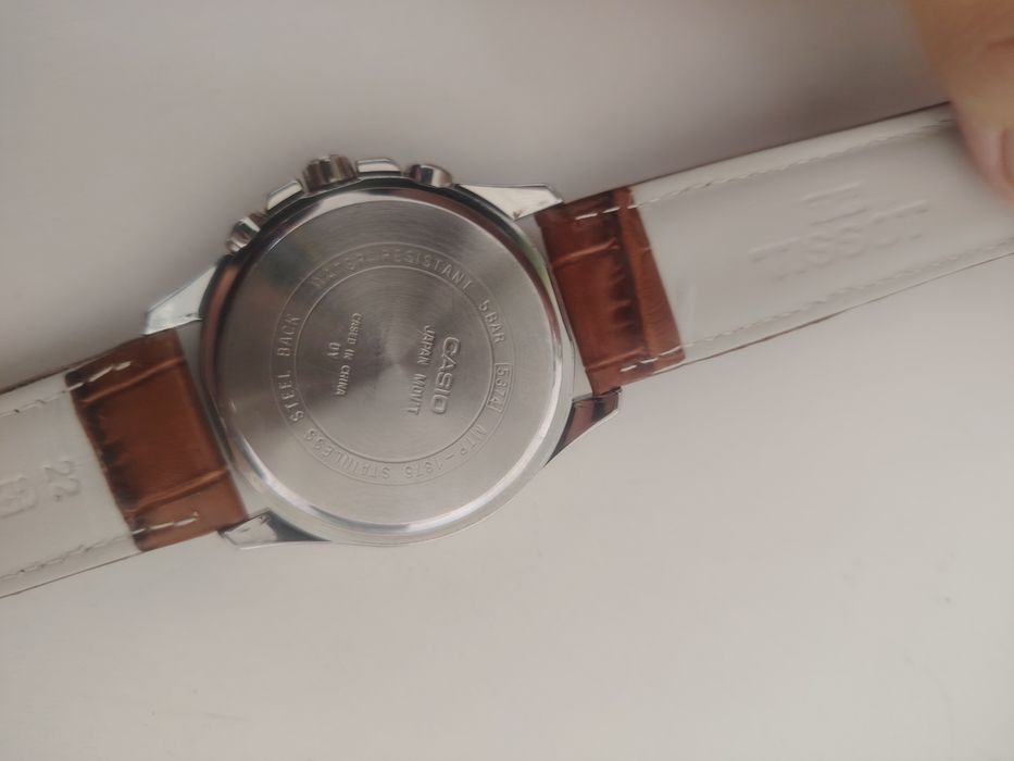 Часы Casio 1375.