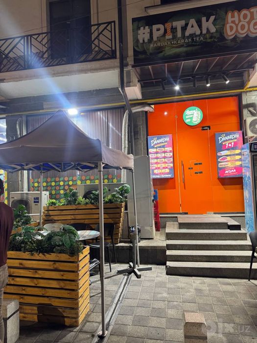Fast food biznesi sotiladi