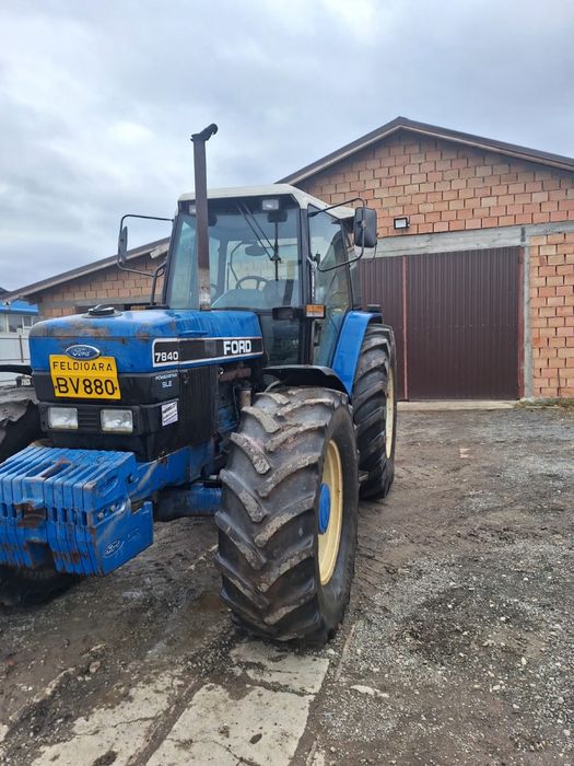 Tractor FORD 7840
