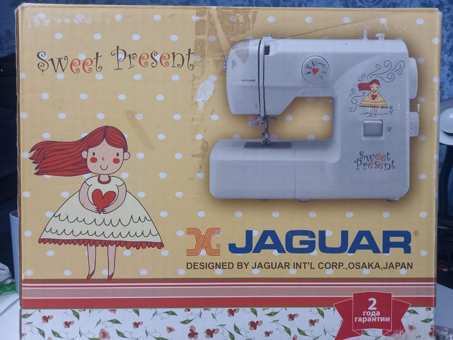 Продам швейную машину
