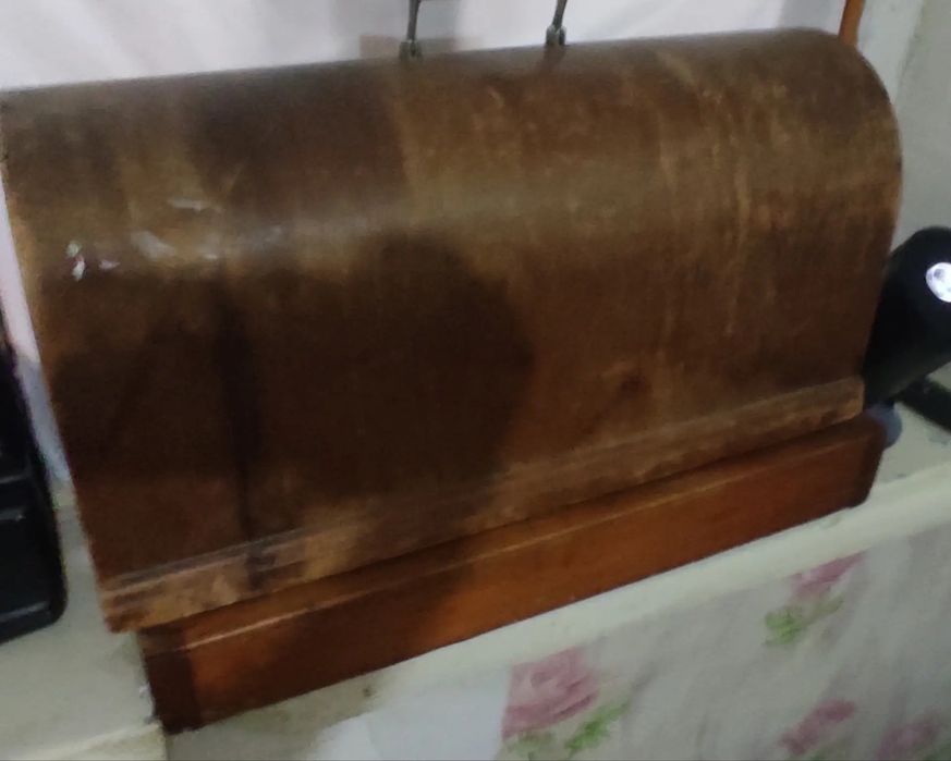 Швейная машина Подольск 142