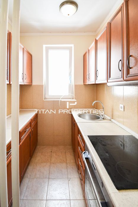 Четиристаен, под наем, Център - Докторски паметник